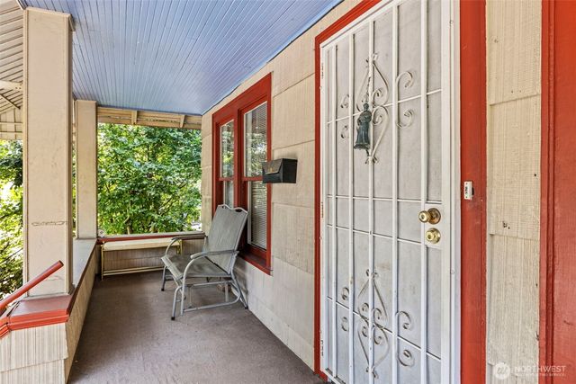 2706 S Judkins Street, Seattle, WA 98144