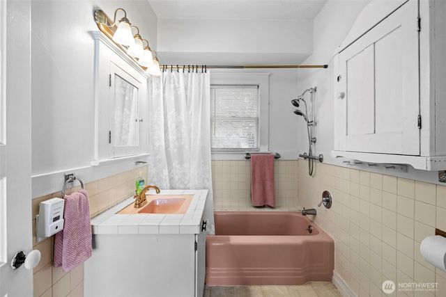 2706 S Judkins Street, Seattle, WA 98144