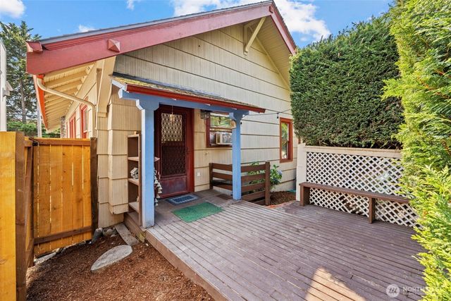 2706 S Judkins Street, Seattle, WA 98144