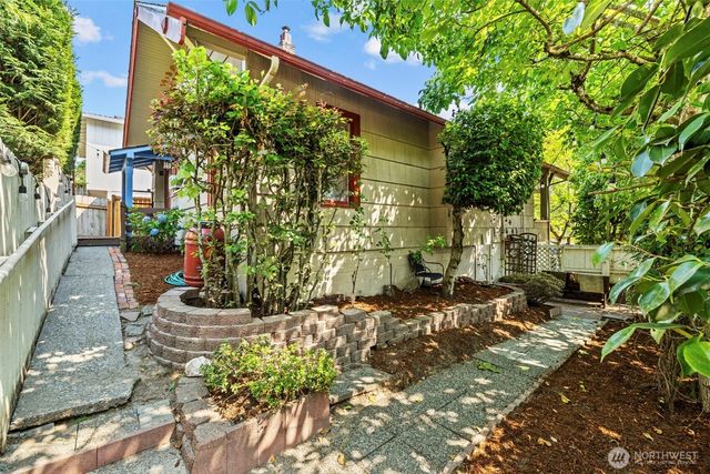 2706 S Judkins Street, Seattle, WA 98144