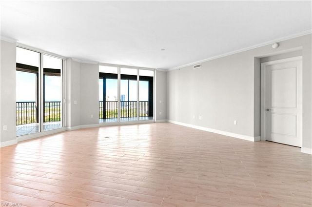 23850 Via Italia CIR 1706, Estero, FL 34134