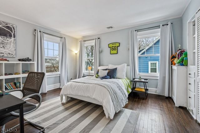 97 Montclair Ave, Montclair Twp., NJ 07042