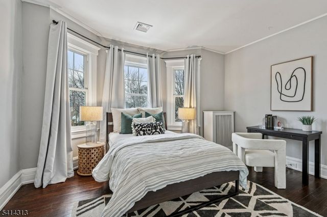 97 Montclair Ave, Montclair Twp., NJ 07042