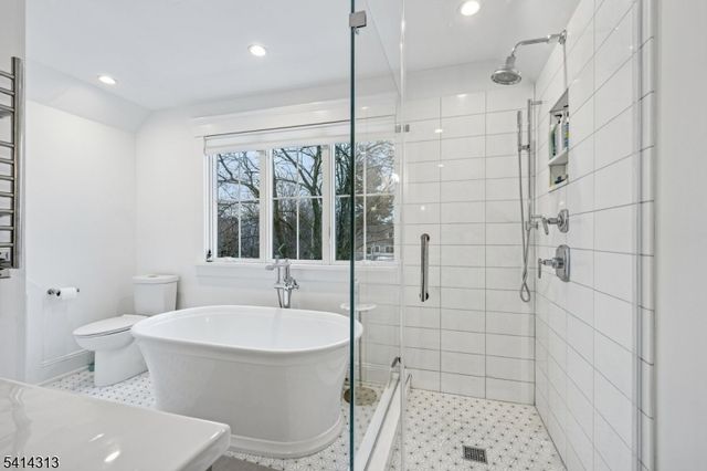 97 Montclair Ave, Montclair Twp., NJ 07042