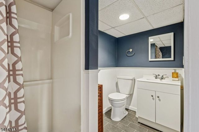 97 Montclair Ave, Montclair Twp., NJ 07042