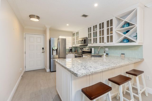 98222 Windward Avenue, Key Largo, FL 33037