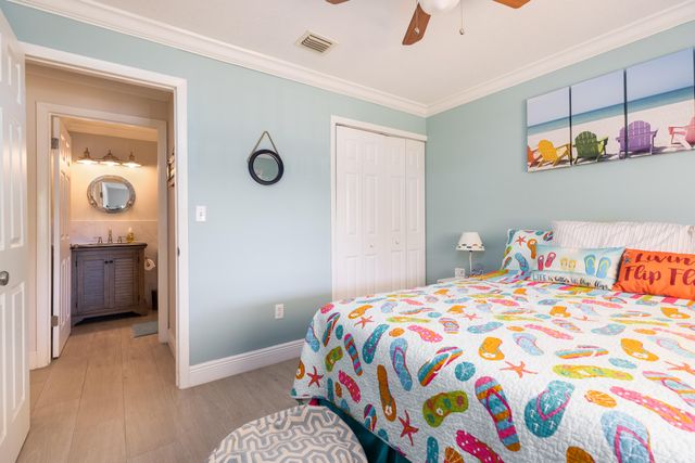 98222 Windward Avenue, Key Largo, FL 33037