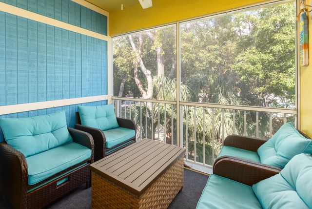 98222 Windward Avenue, Key Largo, FL 33037