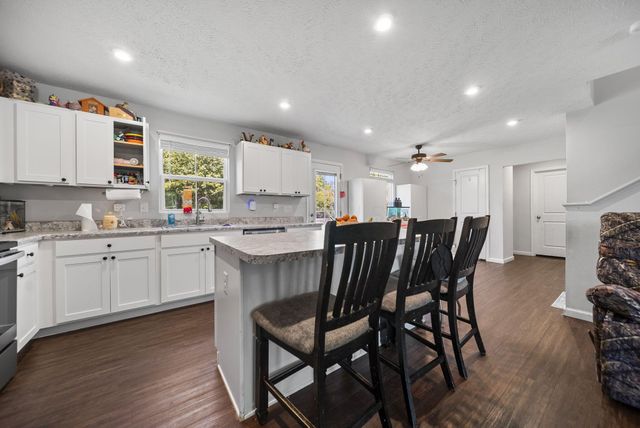 402 Golden Gate Avenue, Springfield, OH 45505