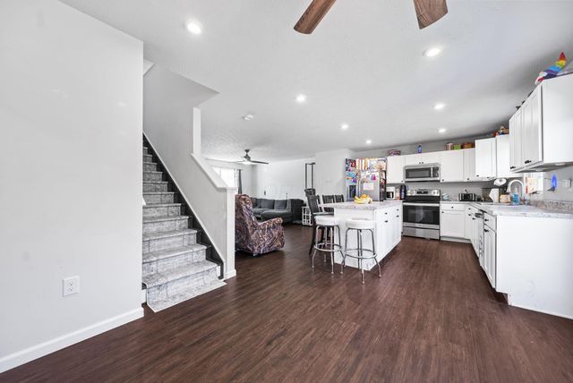 402 Golden Gate Avenue, Springfield, OH 45505