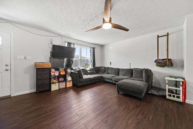 402 Golden Gate Avenue, Springfield, OH 45505