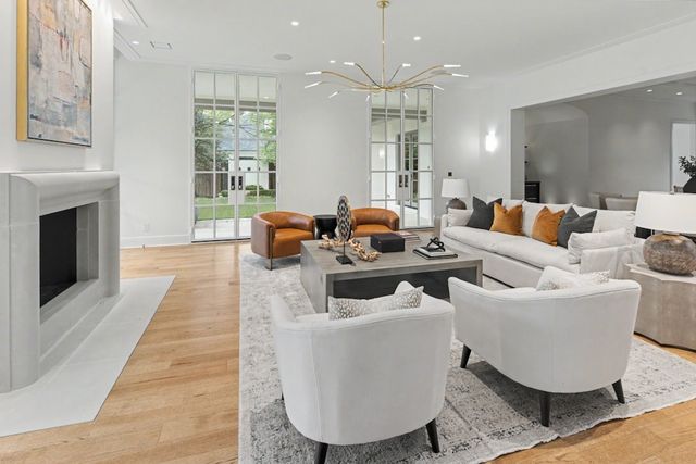 4636 Belclaire Avenue, Highland Park, TX 75209