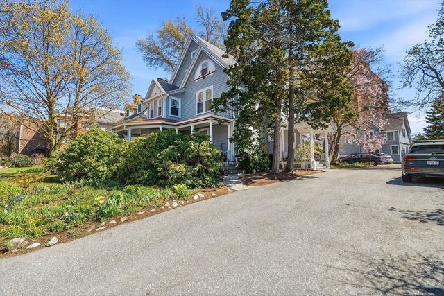 97 Sewall Ave 5, Brookline, MA 02446