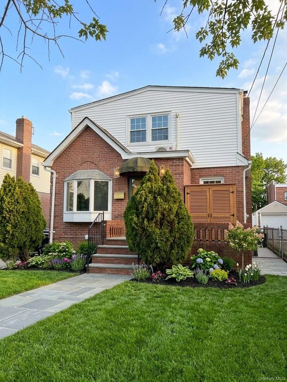 148-10 59th Avenue, Flushing, NY 11355 — exterior
