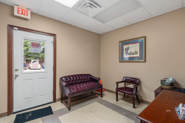 17 Plaza Dr., Hattiesburg, MS 39402