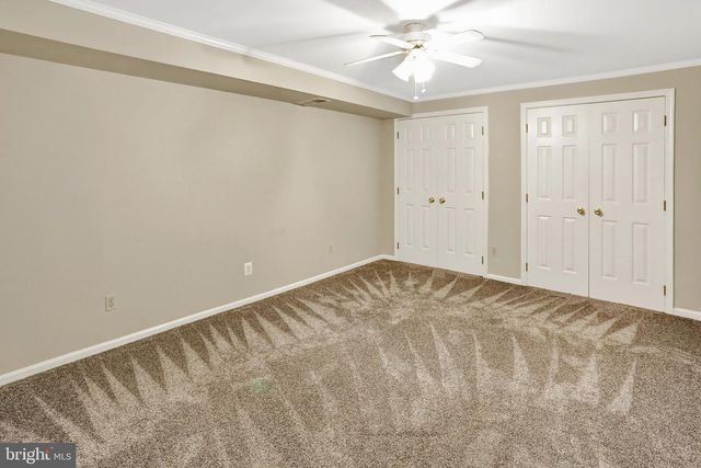 13058 FARTHINGALE DR, Herndon, VA 20171