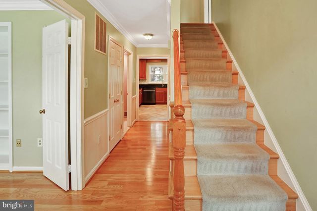 13058 FARTHINGALE DR, Herndon, VA 20171