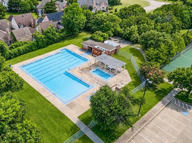 508 Phillip Drive, Cedar Hill, TX 75104