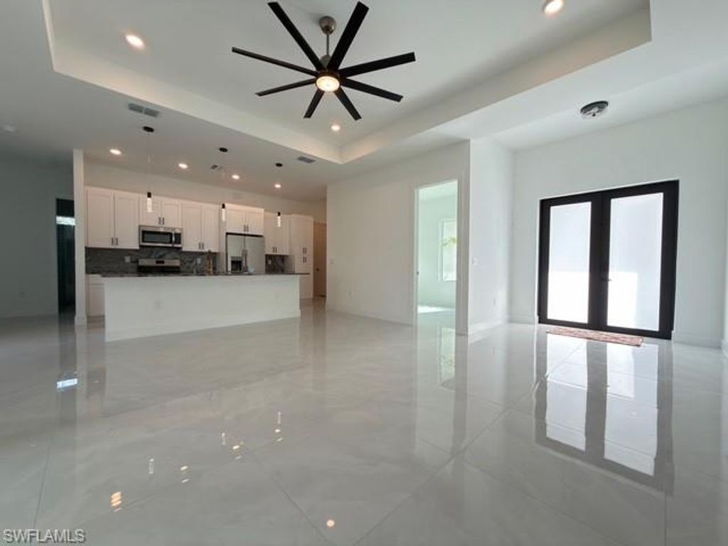 1504 W 9th ST, LEHIGH ACRES, FL 33972 — photo 3