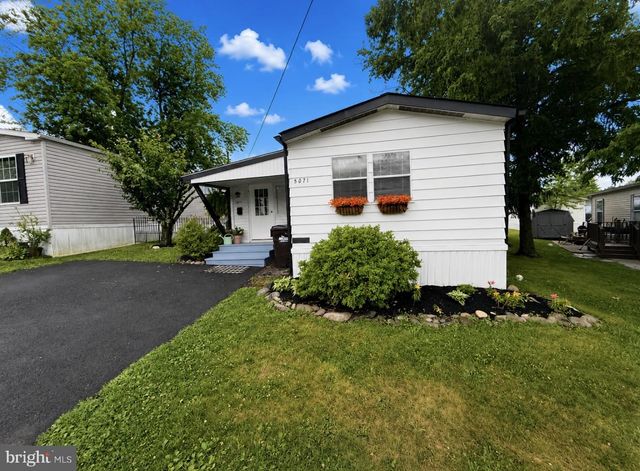 5071 WINTERBERRY DR, Doylestown, PA 18902