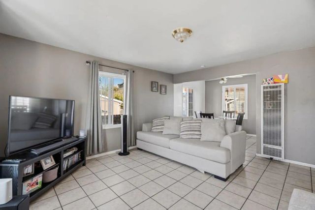 140 Palm Ave, National City, CA 91950