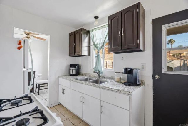 140 Palm Ave, National City, CA 91950