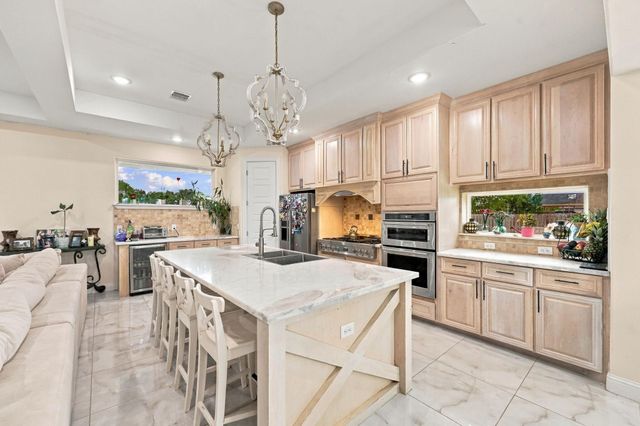 6205 Allison Road, Houston, TX 77048