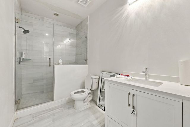 6205 Allison Road, Houston, TX 77048