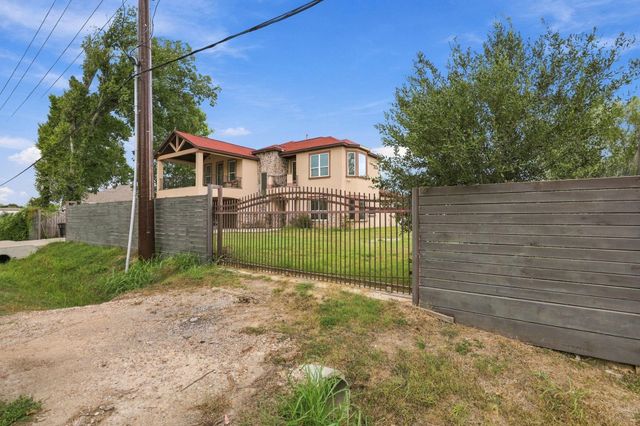 6205 Allison Road, Houston, TX 77048