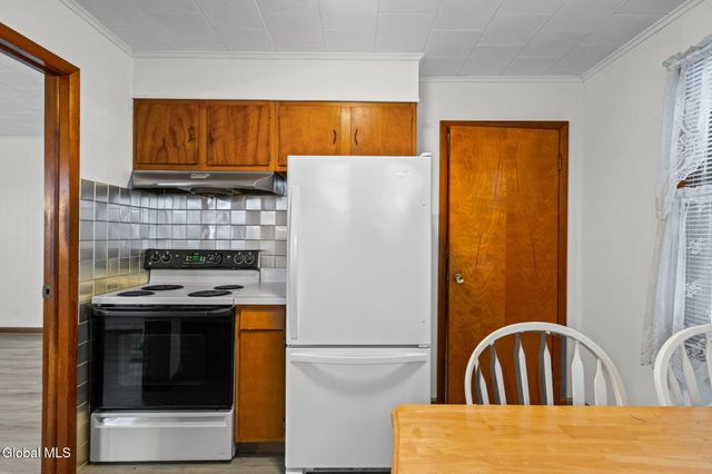 166 Potter Road, Glenville, NY 12010