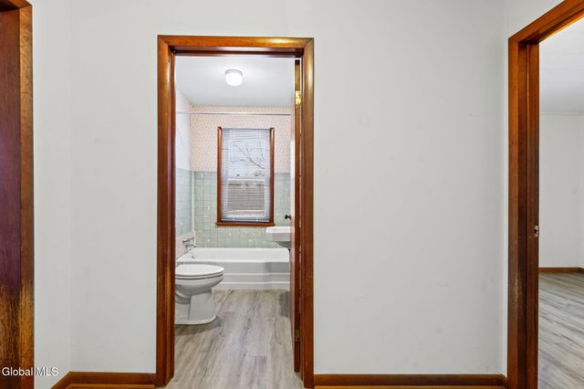 166 Potter Road, Glenville, NY 12010