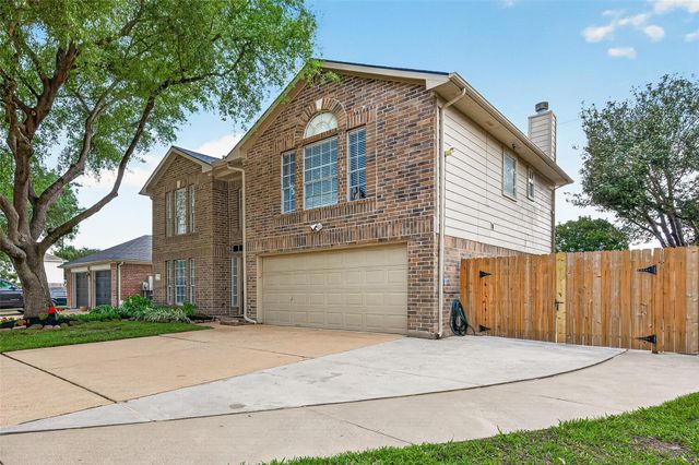 2410 Tourney Lane, Katy, TX 77493