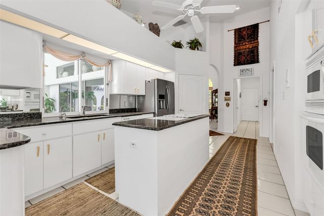 1040 HARBOUR WAY PLACE, Punta Gorda, FL 33983