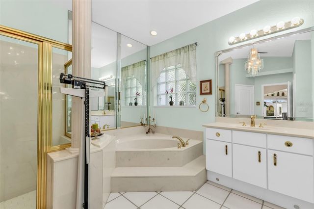 1040 HARBOUR WAY PLACE, Punta Gorda, FL 33983