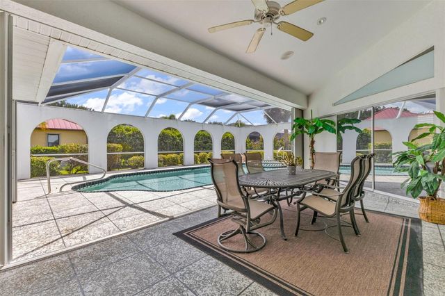 1040 HARBOUR WAY PLACE, Punta Gorda, FL 33983