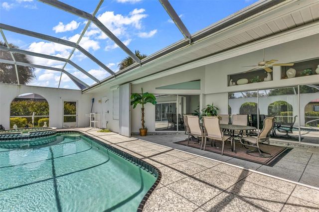 1040 HARBOUR WAY PLACE, Punta Gorda, FL 33983