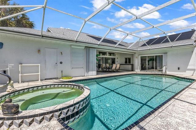 1040 HARBOUR WAY PLACE, Punta Gorda, FL 33983