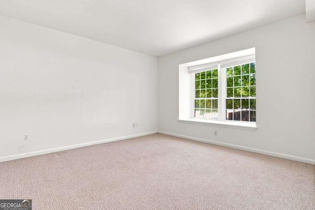 139 Woodmere Square NW, Atlanta, GA 30327