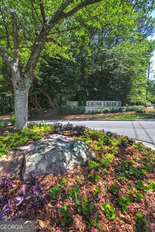 139 Woodmere Square NW, Atlanta, GA 30327
