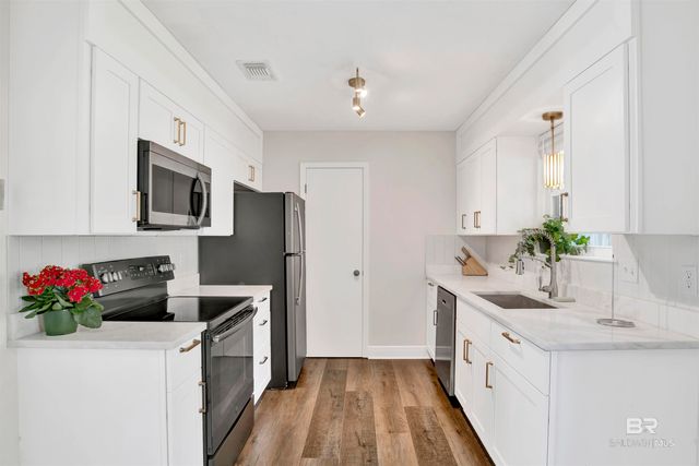 351 Fairwood Boulevard, Fairhope, AL 36532
