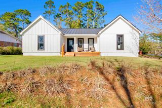351 Fairwood Boulevard, Fairhope, AL 36532