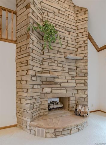 805 Maple Road, Ortonville, MI 48462