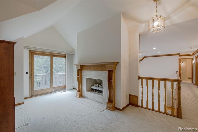 805 Maple Road, Ortonville, MI 48462