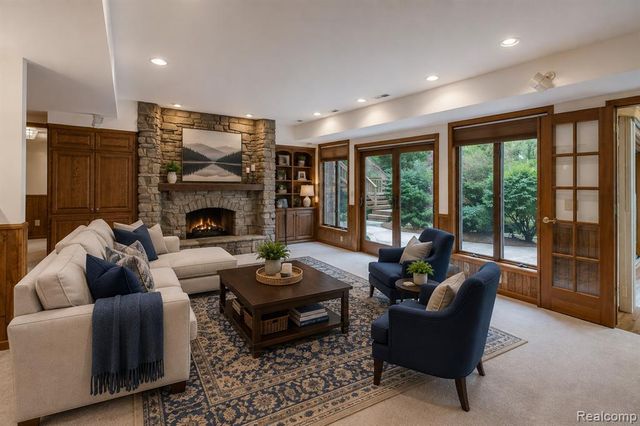 805 Maple Road, Ortonville, MI 48462