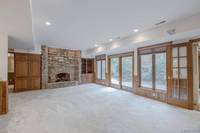 805 Maple Road, Ortonville, MI 48462