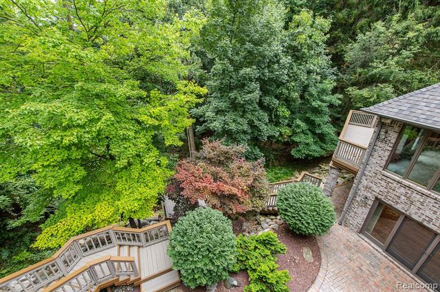 805 Maple Road, Ortonville, MI 48462