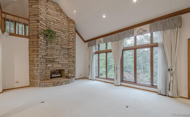 805 Maple Road, Ortonville, MI 48462