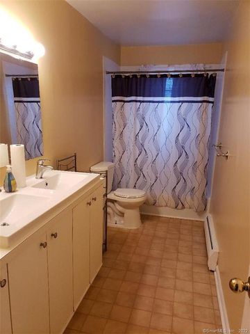 304 Pine Rock Avenue APT C11, Hamden, CT 06514