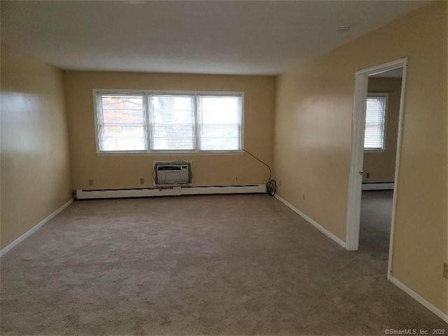 304 Pine Rock Avenue APT C11, Hamden, CT 06514