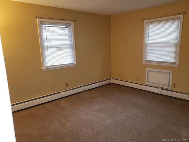 304 Pine Rock Avenue APT C11, Hamden, CT 06514
